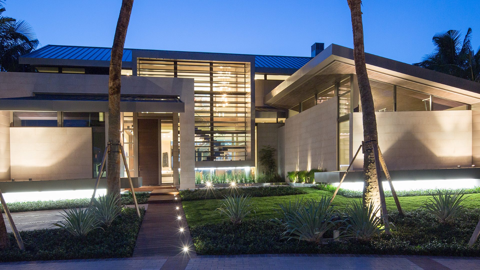 Boca-Raton-House-by-KZ-Architecture-photo-by-Robin-Hill-(c)-HI-RES-(22)